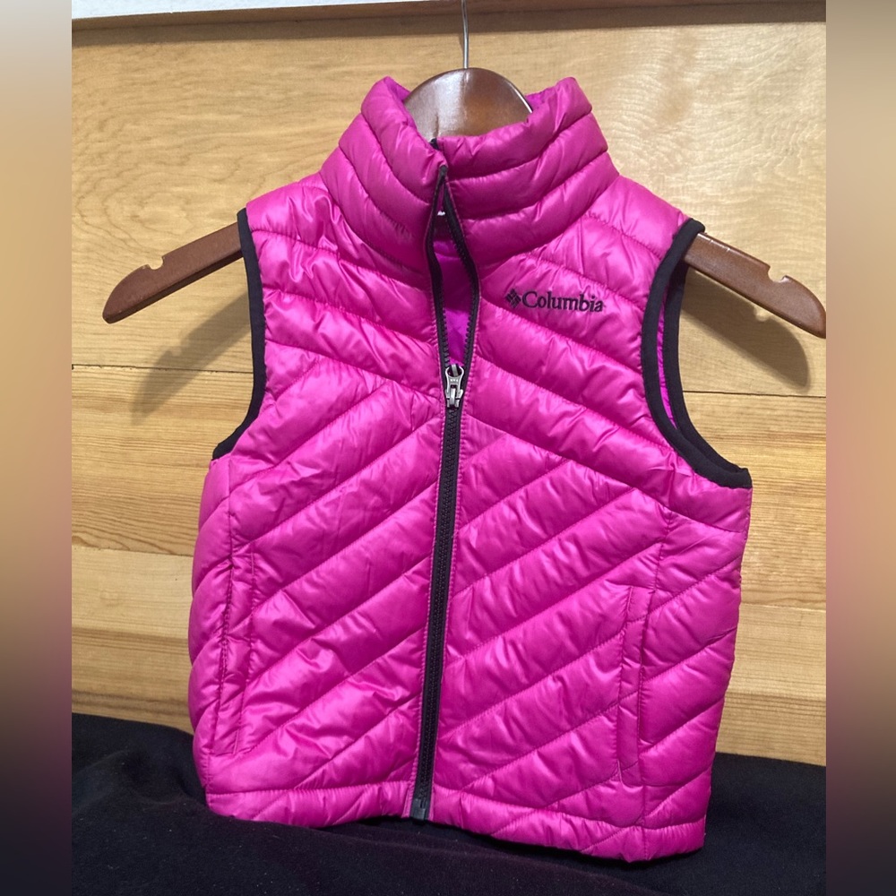 Like New Columbia Girls’ Vest Size 4/5